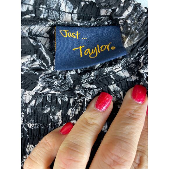 Just Taylor Black‎ & Pink Tiered Swing Dress with Smocked Neckline Size 8 - Picture 5 of 11